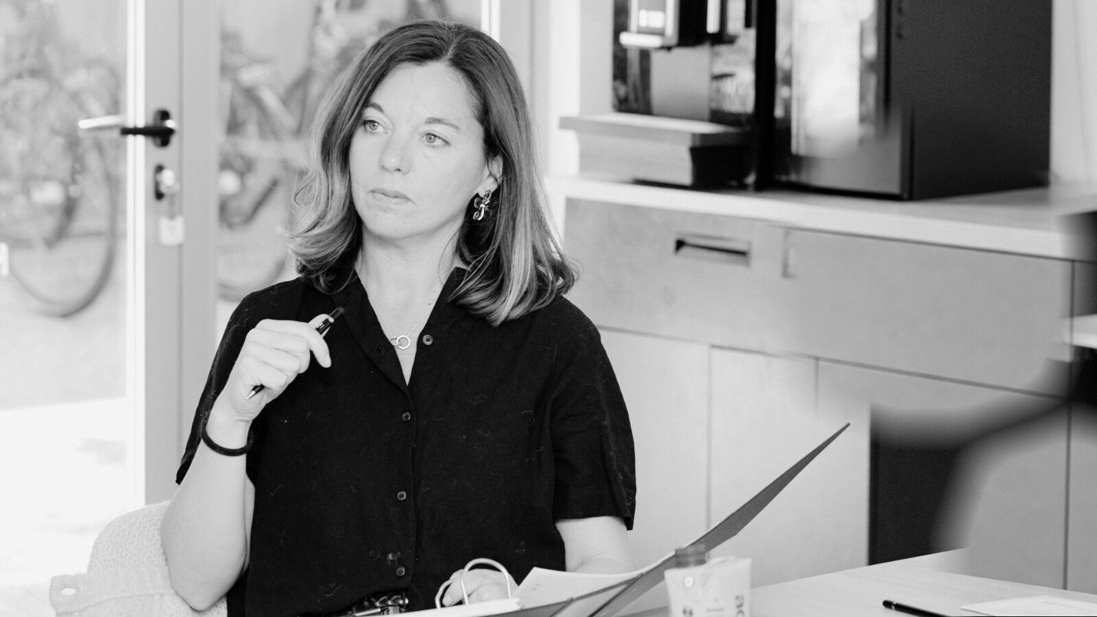 Membre Partner attentive lors d’une présentation du Club